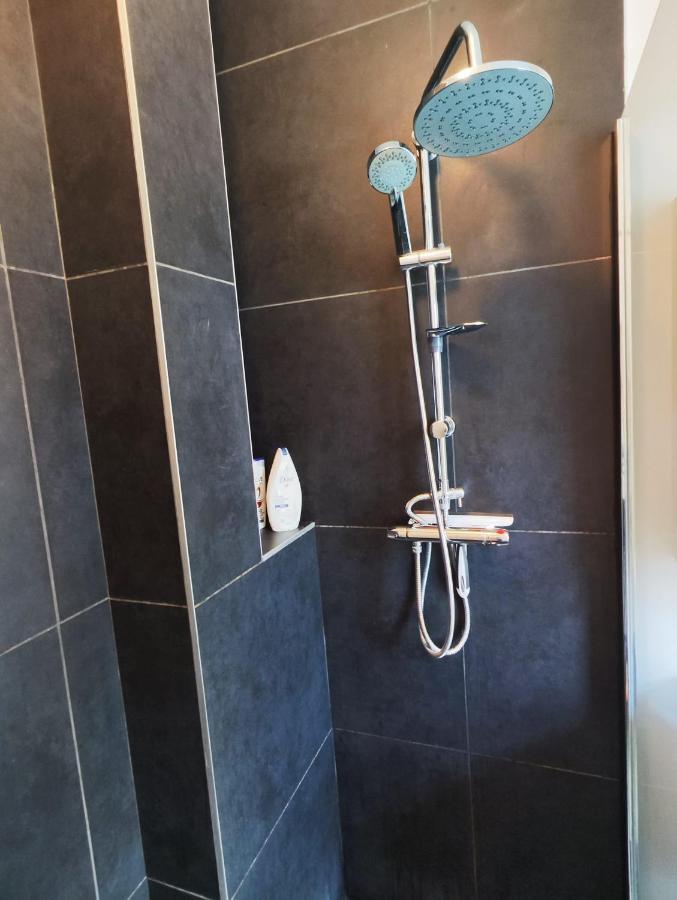 Gezellig Appartement Op Het Bruisende Zuid. Antwerpen Buitenkant foto